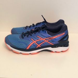 Women’s ASICS GT-2000 5